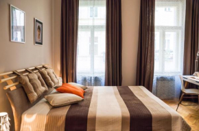 Отель Modern Apartment Zlatnicka 8  Прага